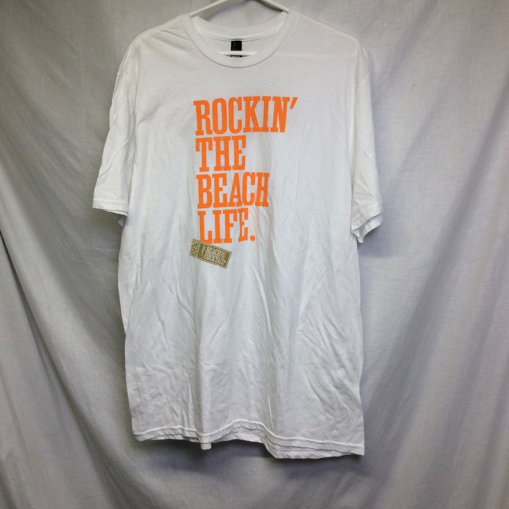 District 2 White TShirts Rockin The Beach Life